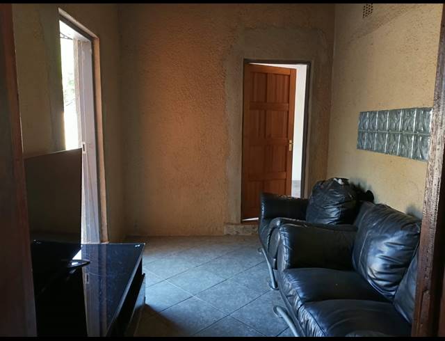 3 BEDROOM HOUSE FOR SALE IN BIRCH ACRES